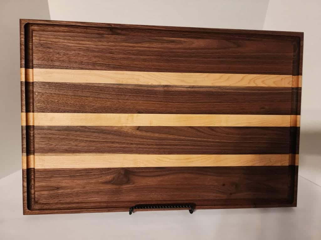 Large Cutting Board walnut and maple